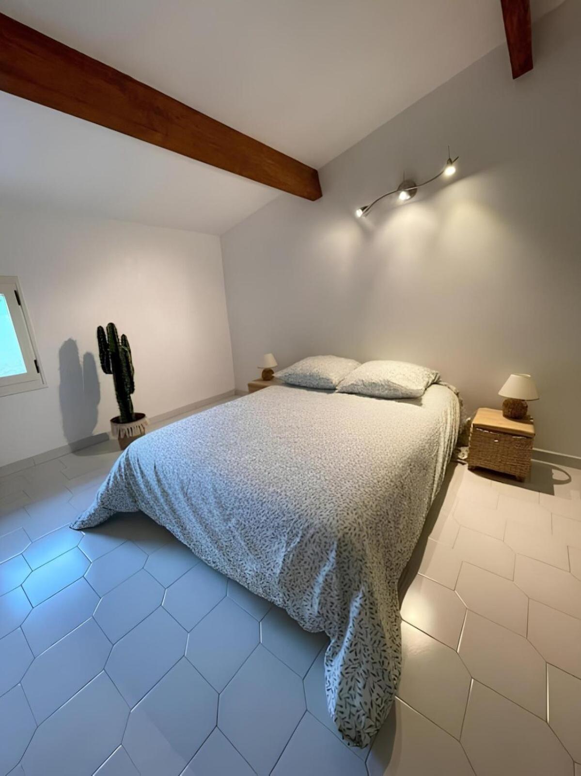 Les Oliviers - Villa 10 People - 5 Min Ardeche Saint-Julien-de-Peyrolas Экстерьер фото